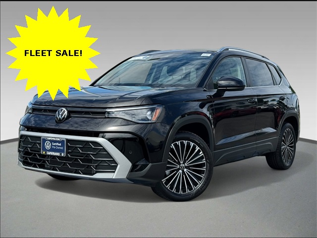 2025 Volkswagen Taos SE's photo