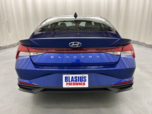2023 Hyundai Elantra SEL photo 22