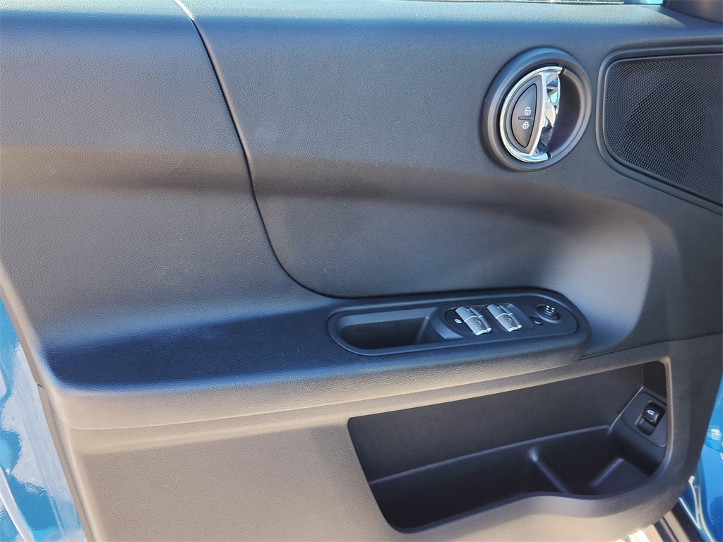 2020 Mini Countryman ALL4 photo 6