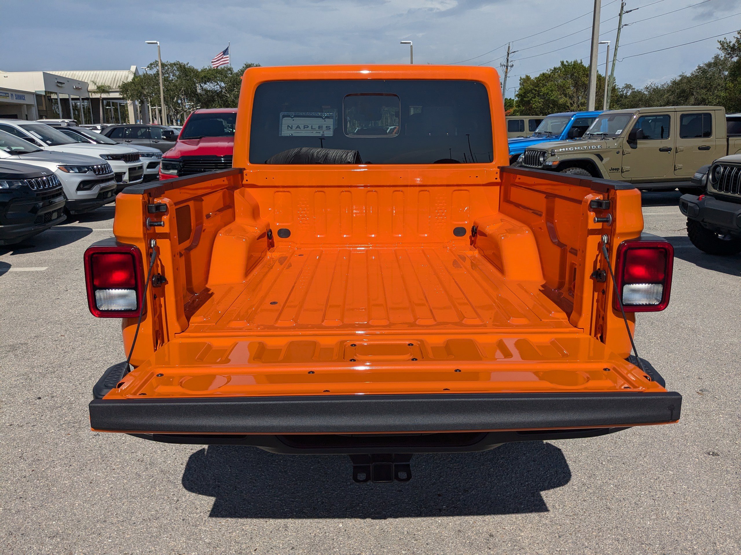 2025 Jeep Gladiator Sport photo 6