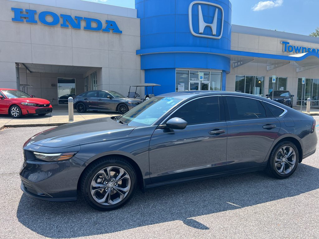 2023 Honda Accord EX's photo