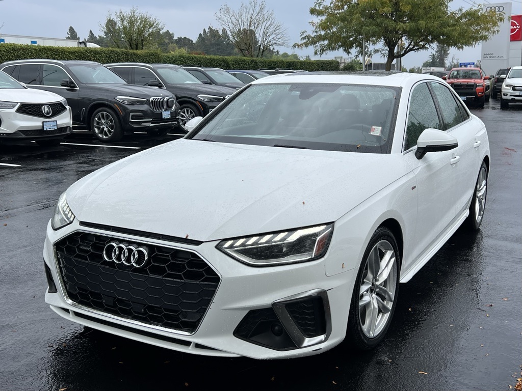 2023 Audi A4 45 S line Premium Plus Quattro photo 3