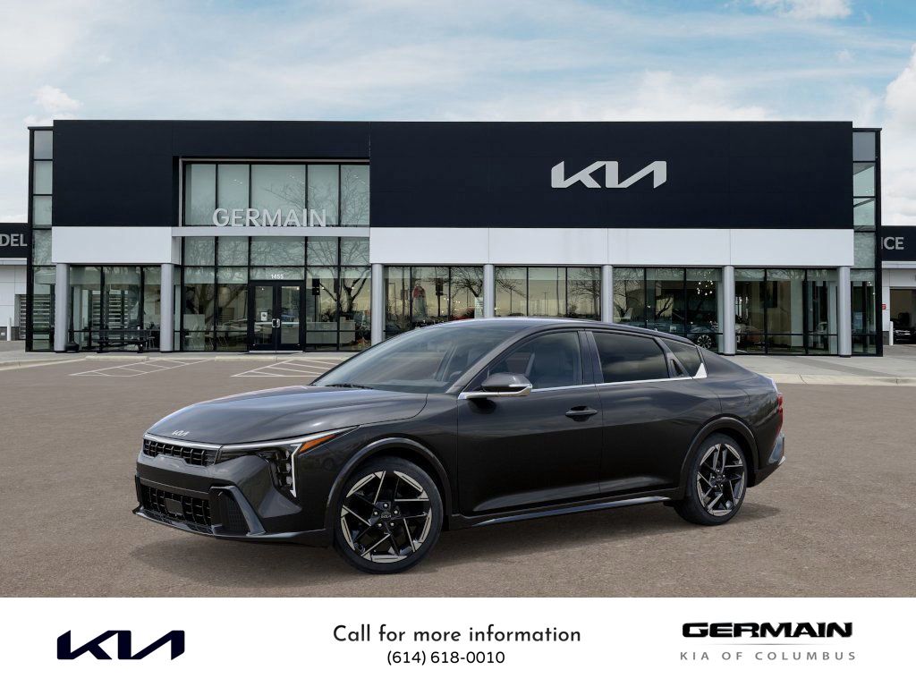 2025 Kia K4 GT-Line photo 3