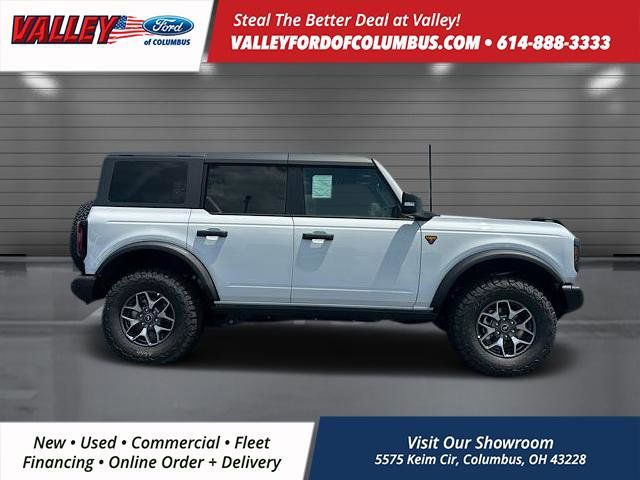 2025 Ford Bronco Badlands photo 4