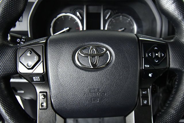 2024 Toyota 4Runner TRD Off-Road Premium photo 2