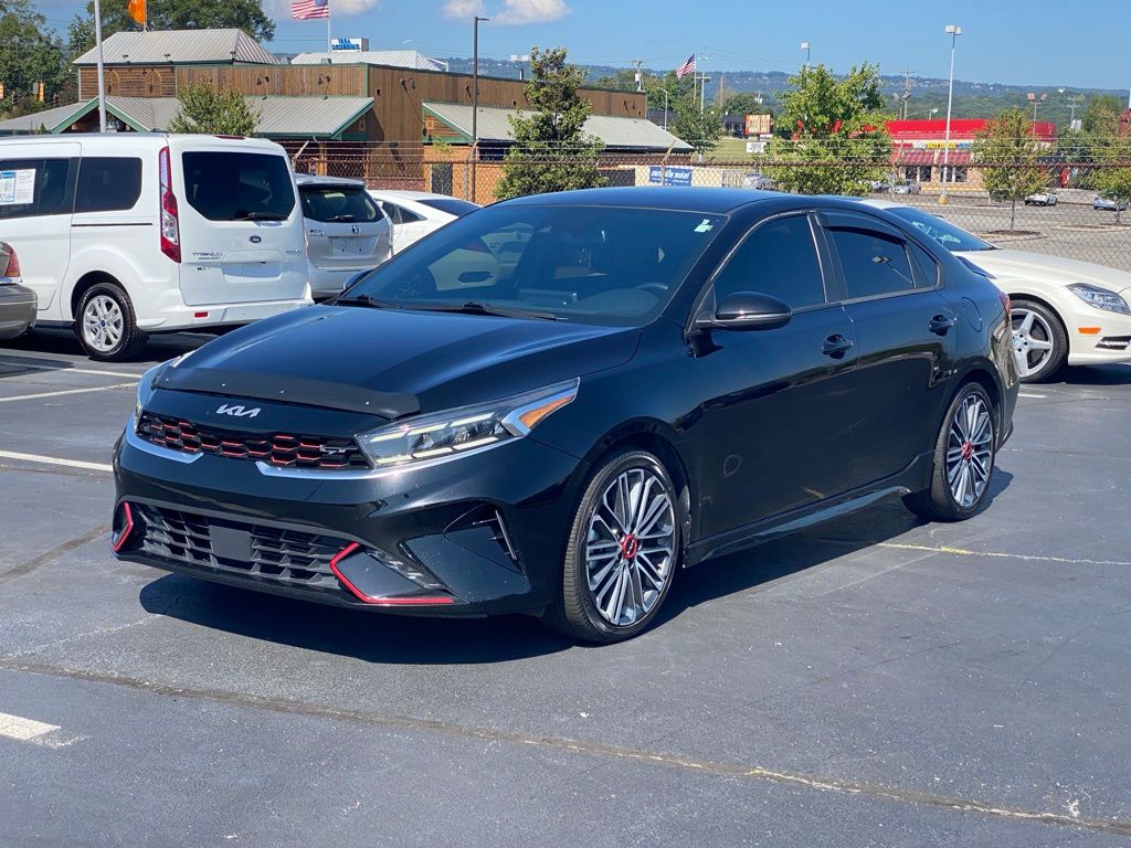 2022 Kia Forte GT photo 2
