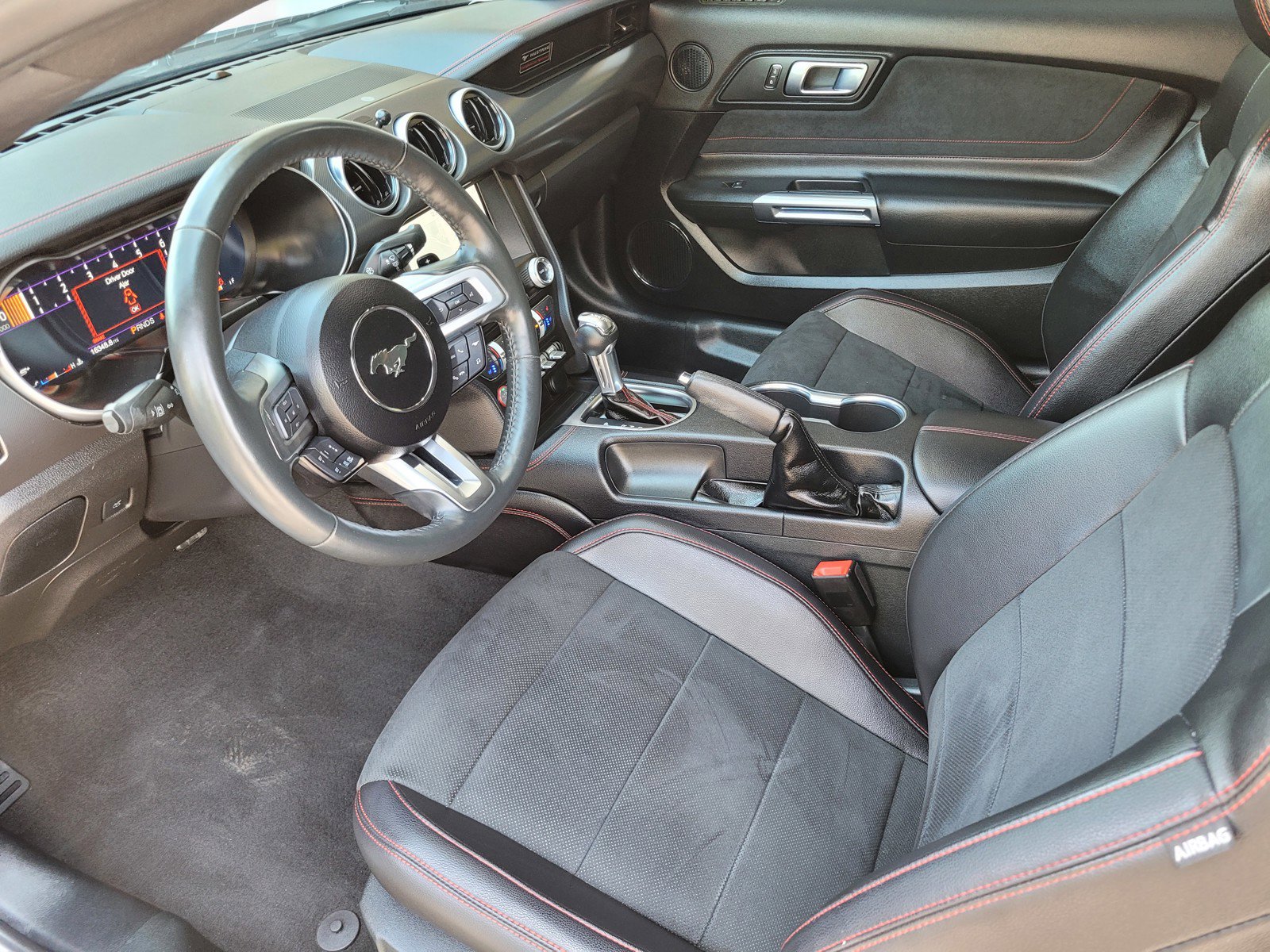 2023 Ford Mustang GT Premium photo 11