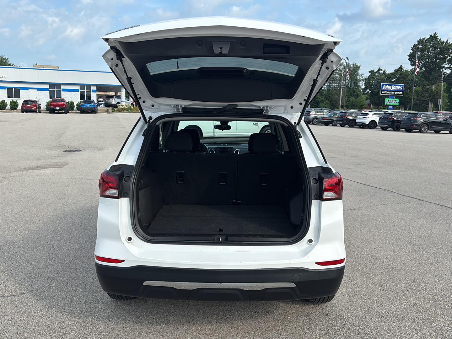 2022 Chevrolet Equinox LT photo 10