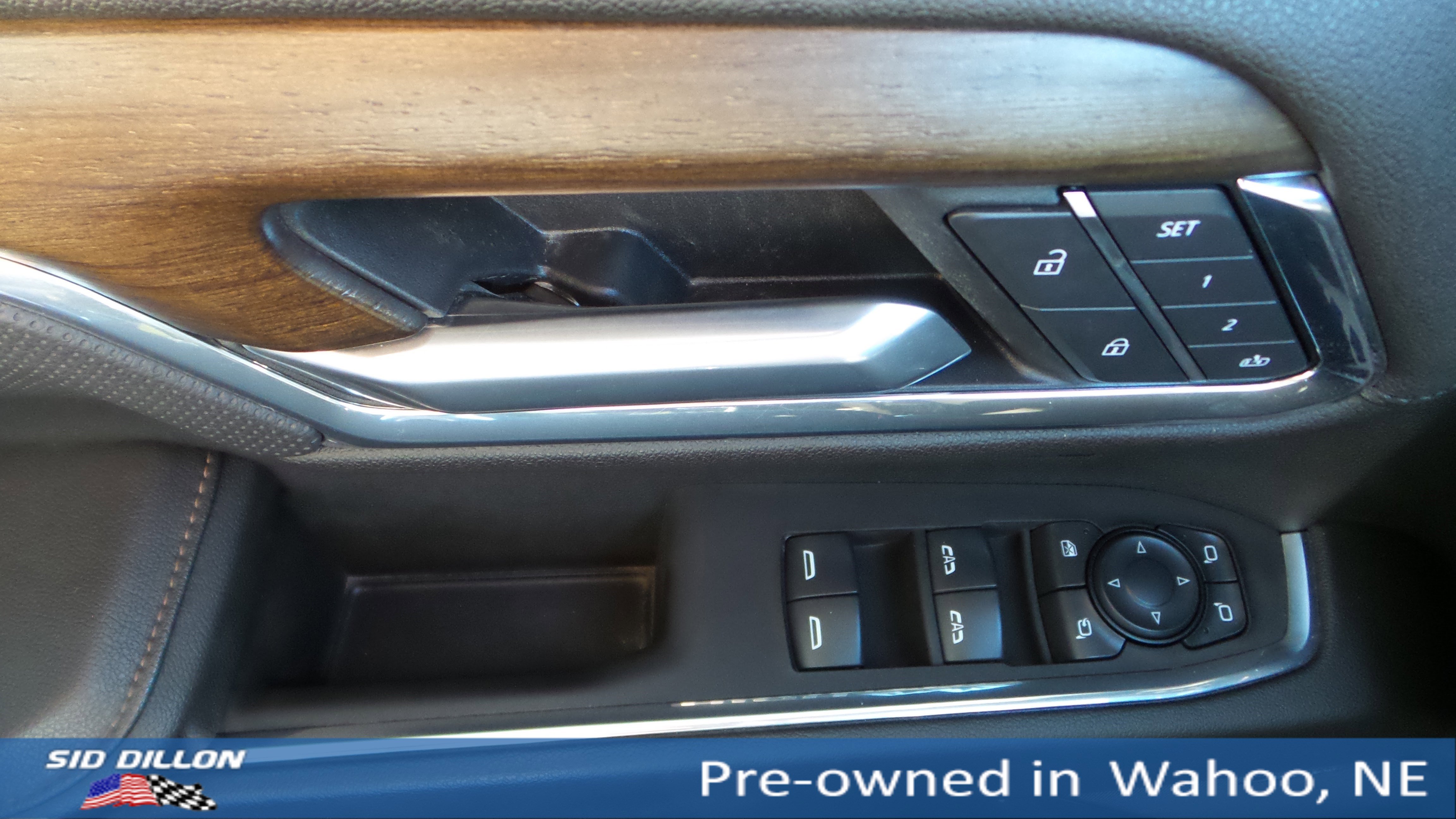 2025 Chevrolet Silverado 1500 High Country photo 13