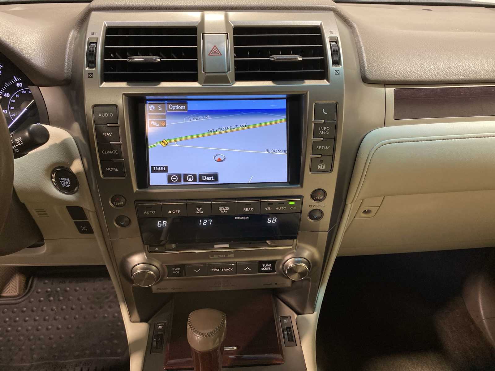 2015 Lexus GX 460 Luxury photo 14