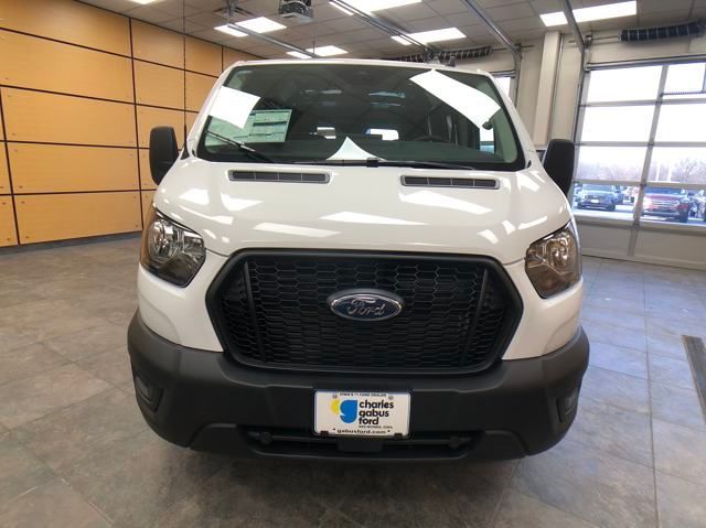 2025 Ford Transit Cargo Van photo 3