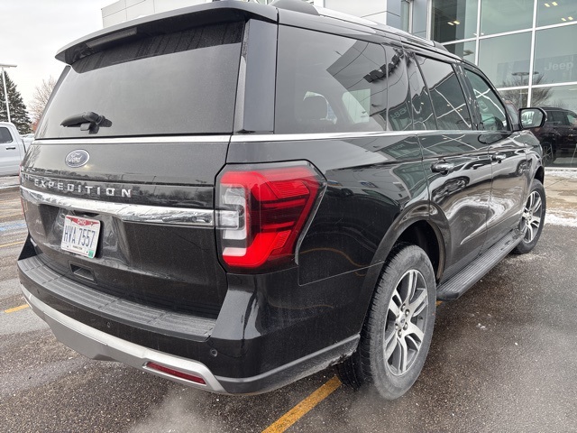 Certified 2024 Ford Expedition Limited with VIN 1FMJU2A88REA35325 for sale in Shakopee, Minnesota