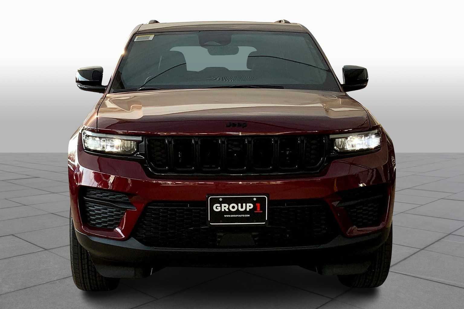 2025 Jeep Grand Cherokee Altitude X photo 3