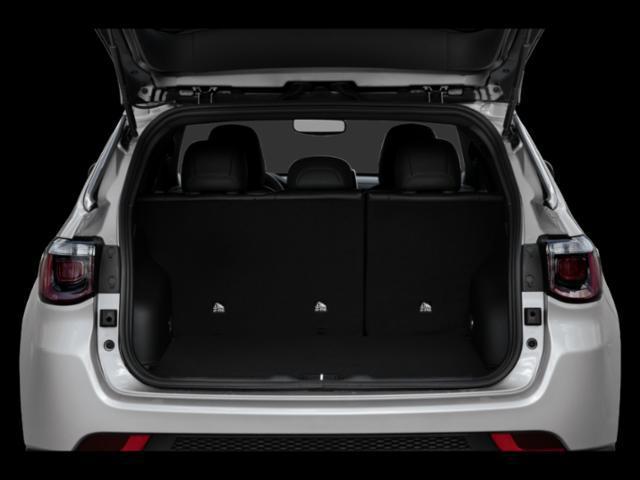 2025 Jeep Compass Latitude photo 2