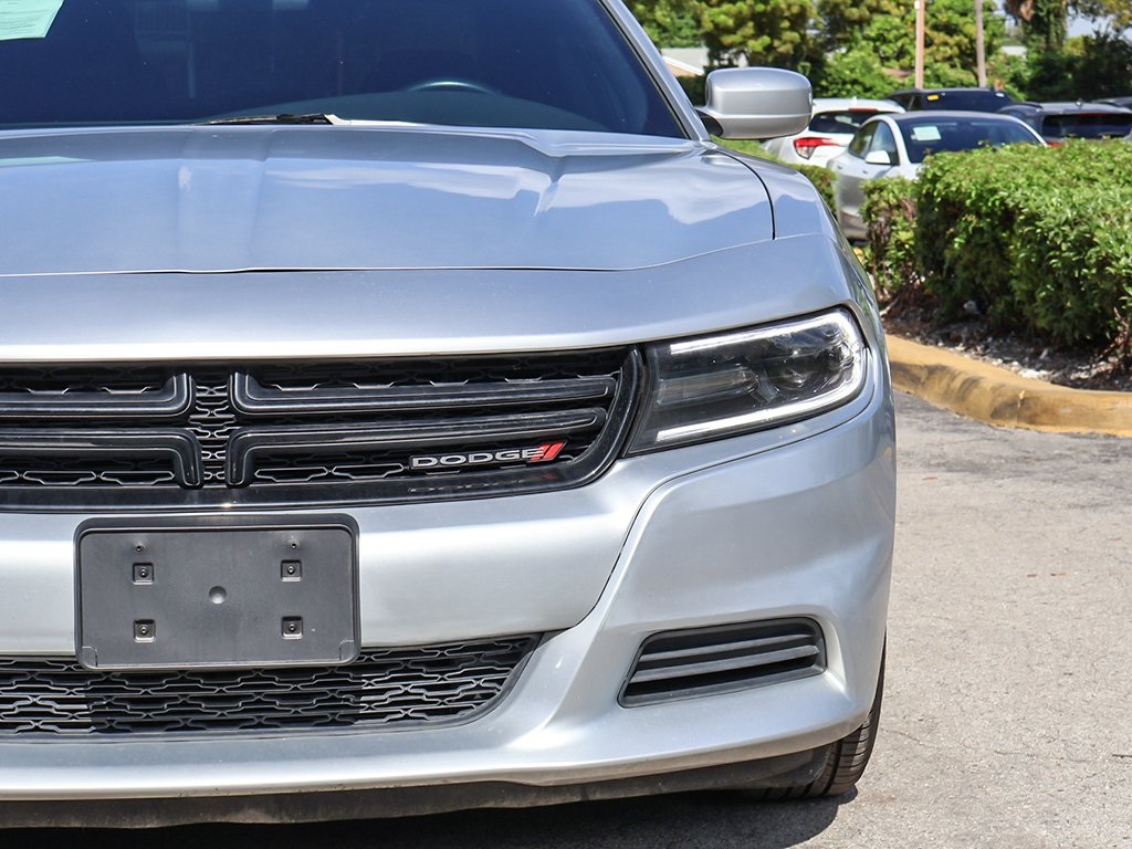 2021 Dodge Charger SXT photo 3