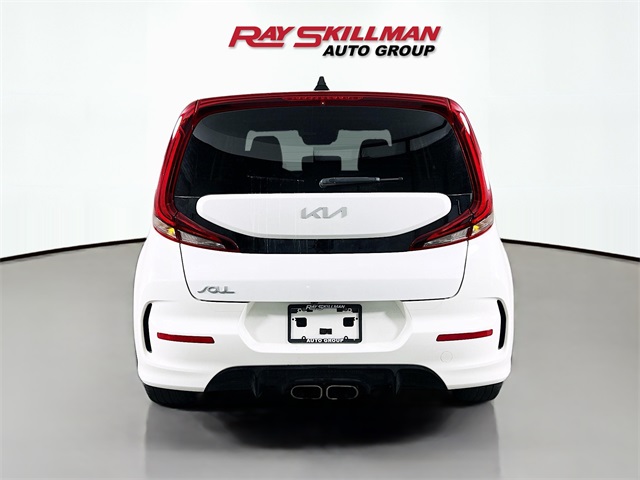 2022 Kia Soul GT-Line Turbo photo 2