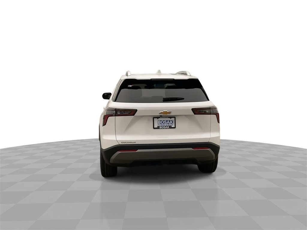 2026 Chevrolet Equinox LT photo 7