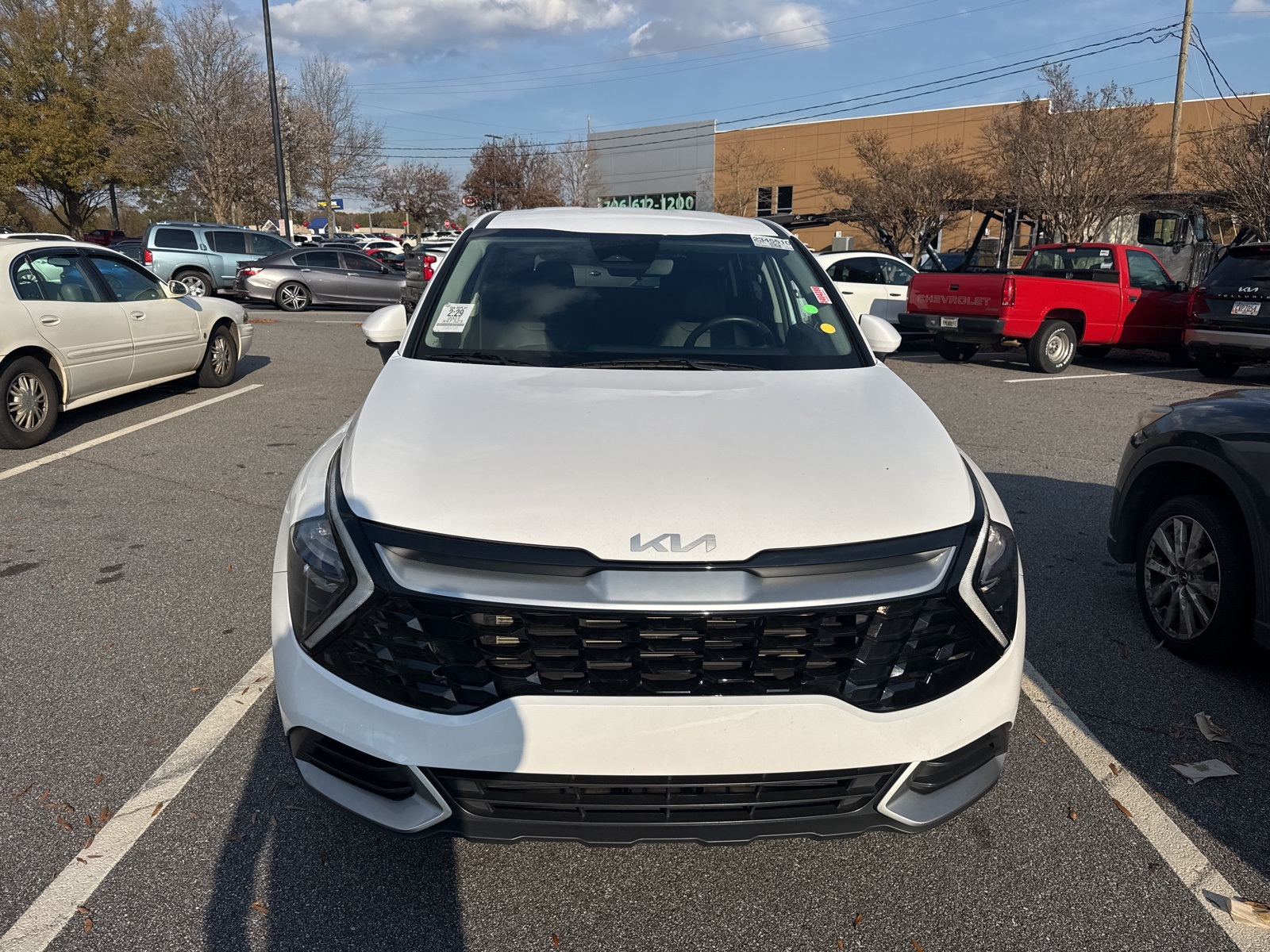 2023 Kia Sportage EX photo 2