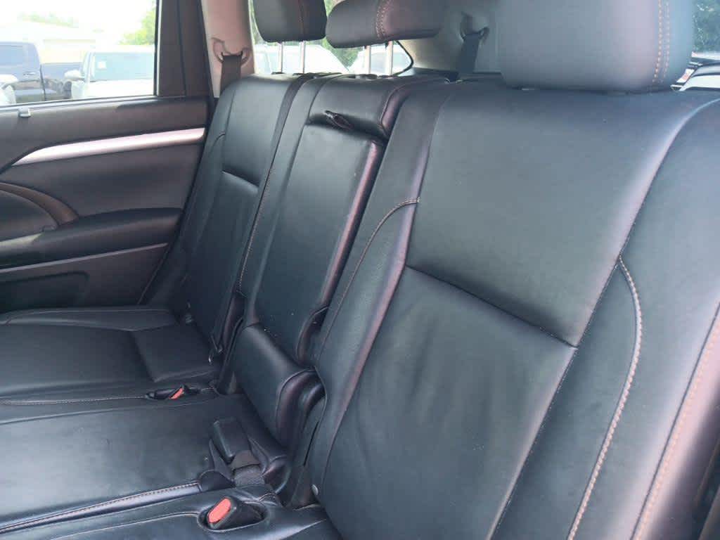 2015 Toyota Highlander XLE photo 10