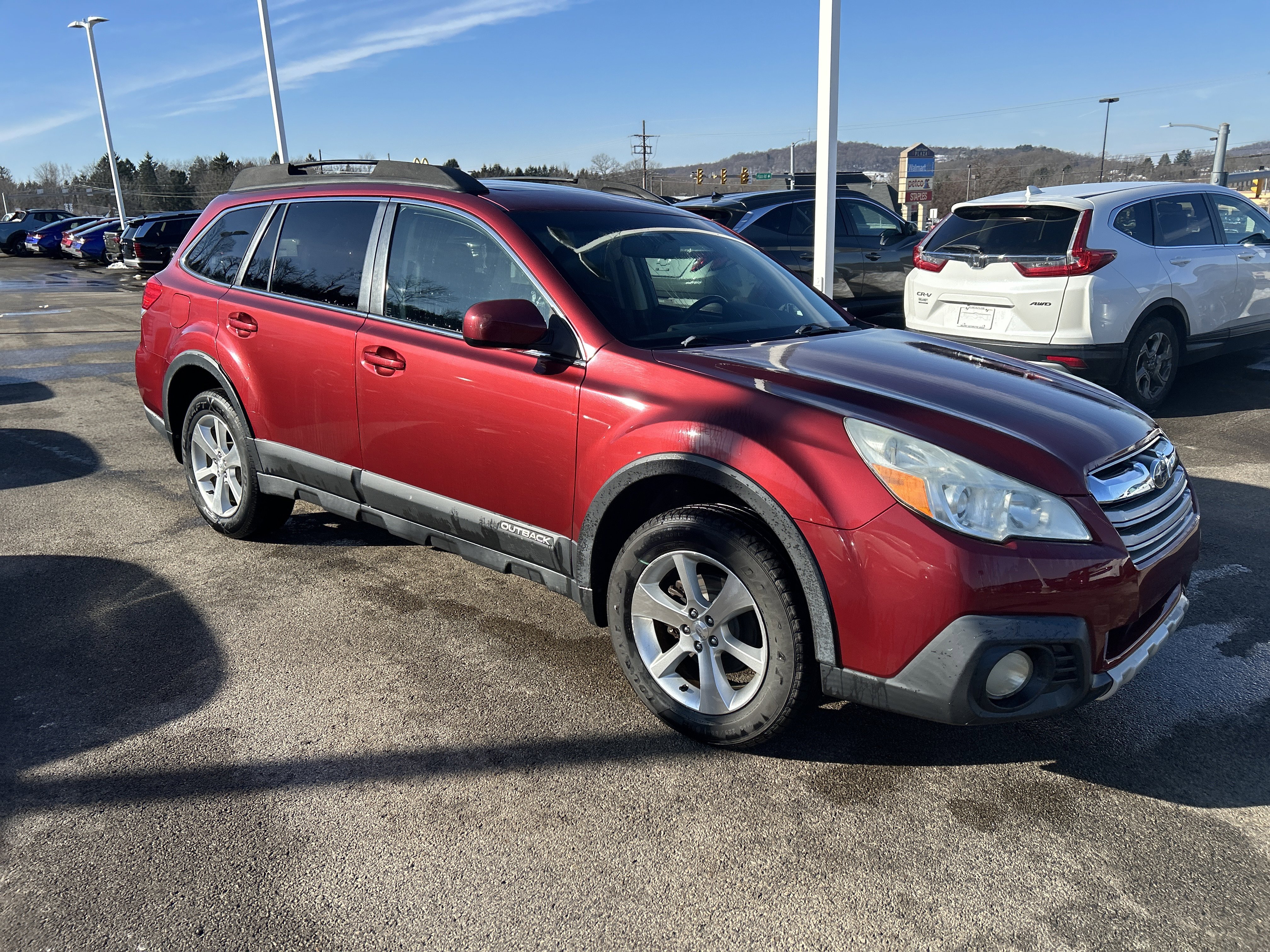 2013 Subaru Outback Limited's photo