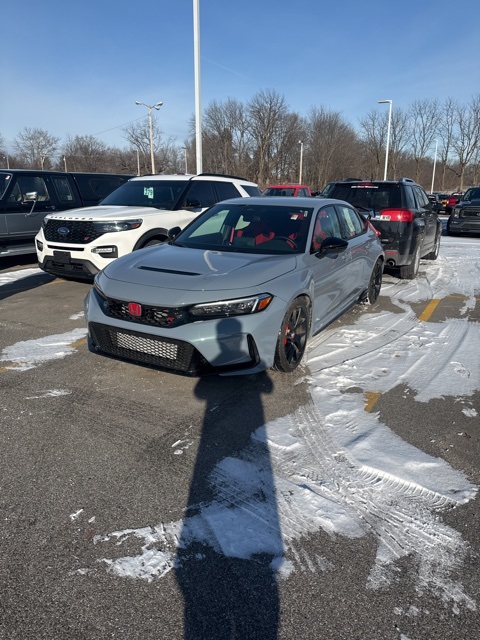 2025 Honda Civic Hatchback Type-R's photo