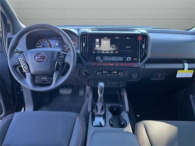2025 Nissan Frontier PRO-4X photo 23