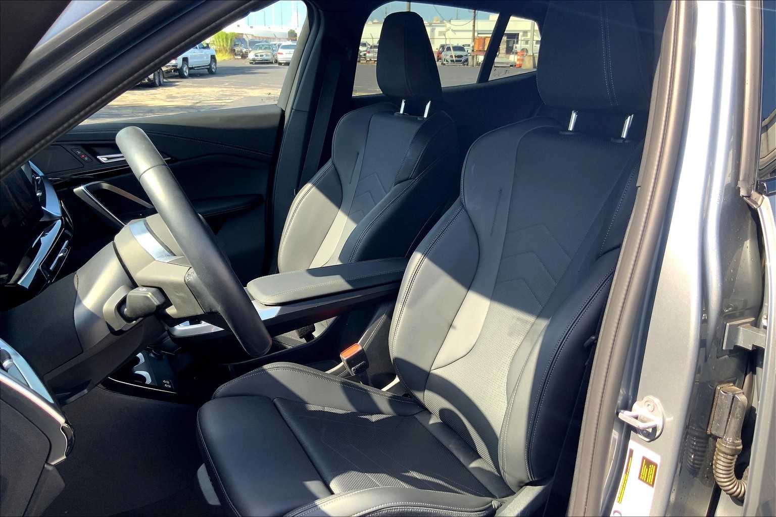 2025 Bmw X2 xDrive28i photo 6