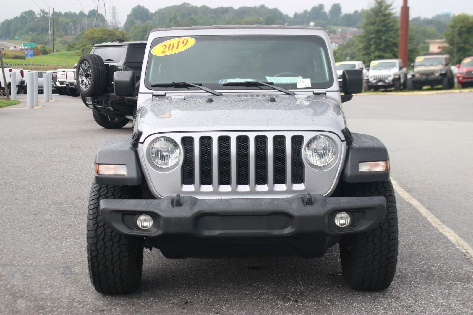 Used 2019 Jeep Wrangler Unlimited Sport S with VIN 1C4HJXDG4KW526924 for sale in Morganton, NC