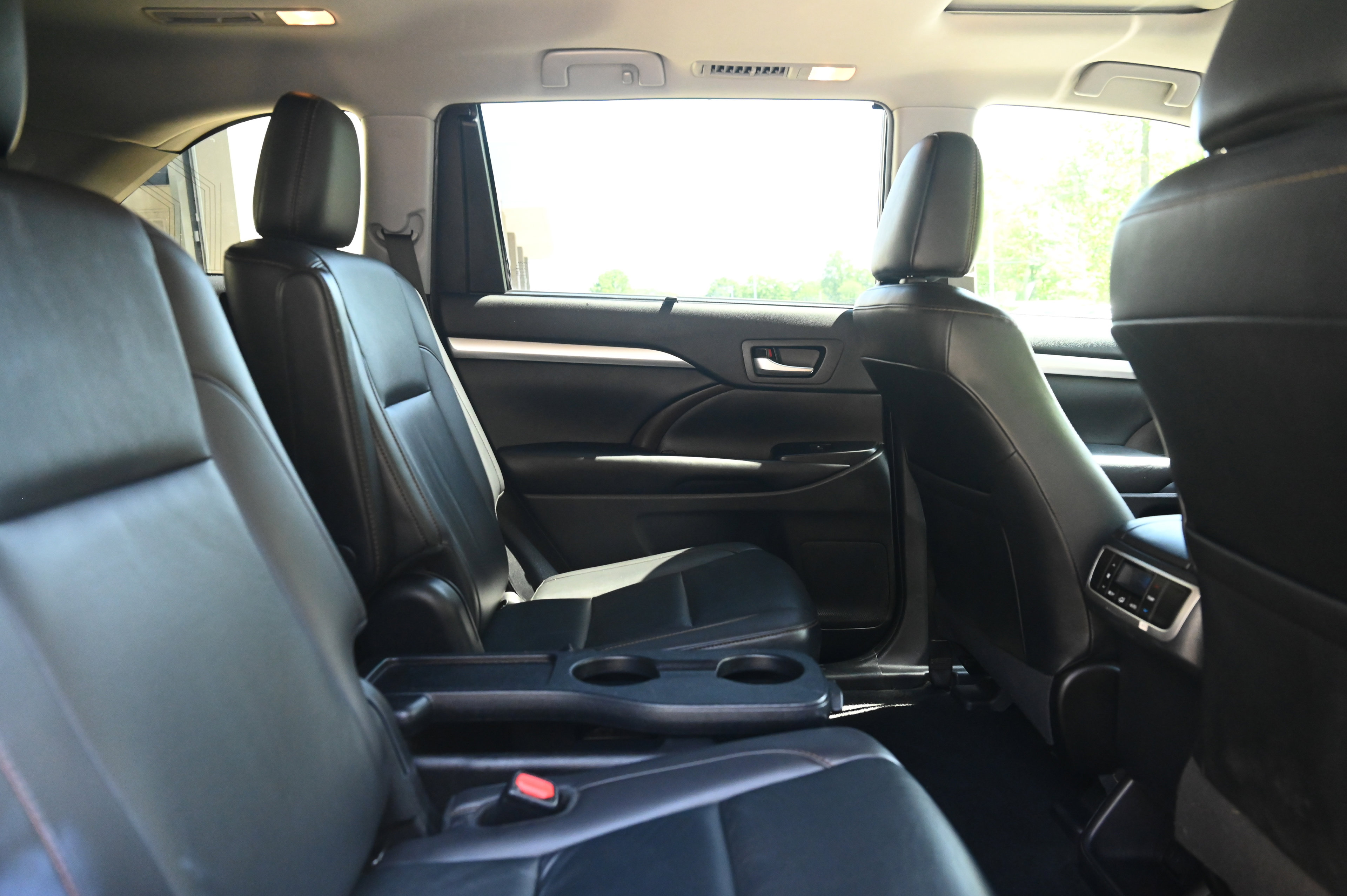 2019 Toyota Highlander XLE photo 29