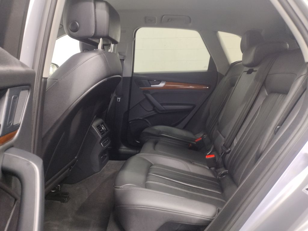 2022 Audi Q5 45 S line Premium photo 26