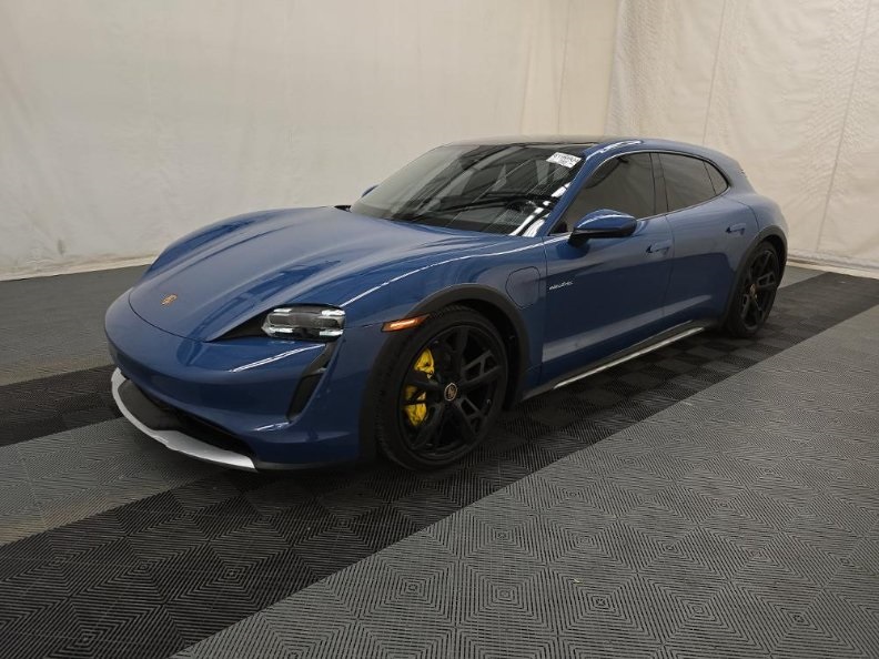 2024 Porsche Taycan Base's photo