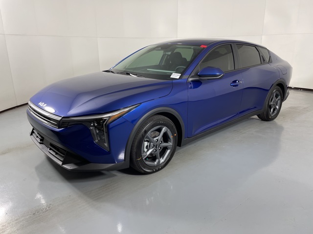 2025 Kia K4 LXS photo 4