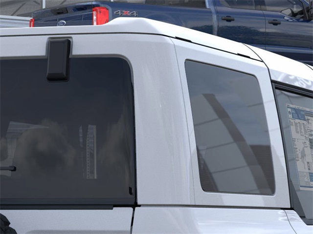 2025 Ford Bronco Outer Banks photo 25
