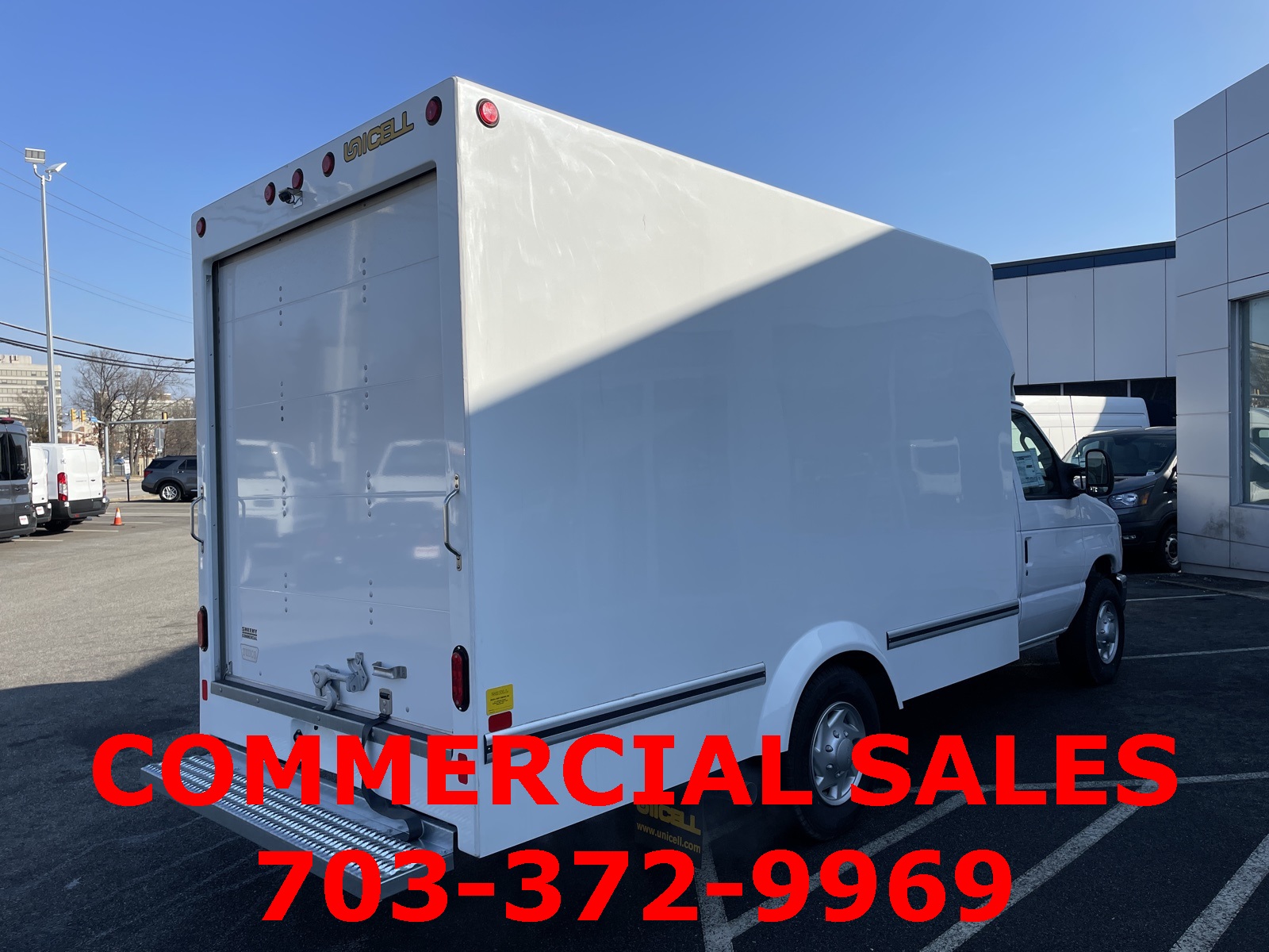 2025 Ford E-350 photo 8