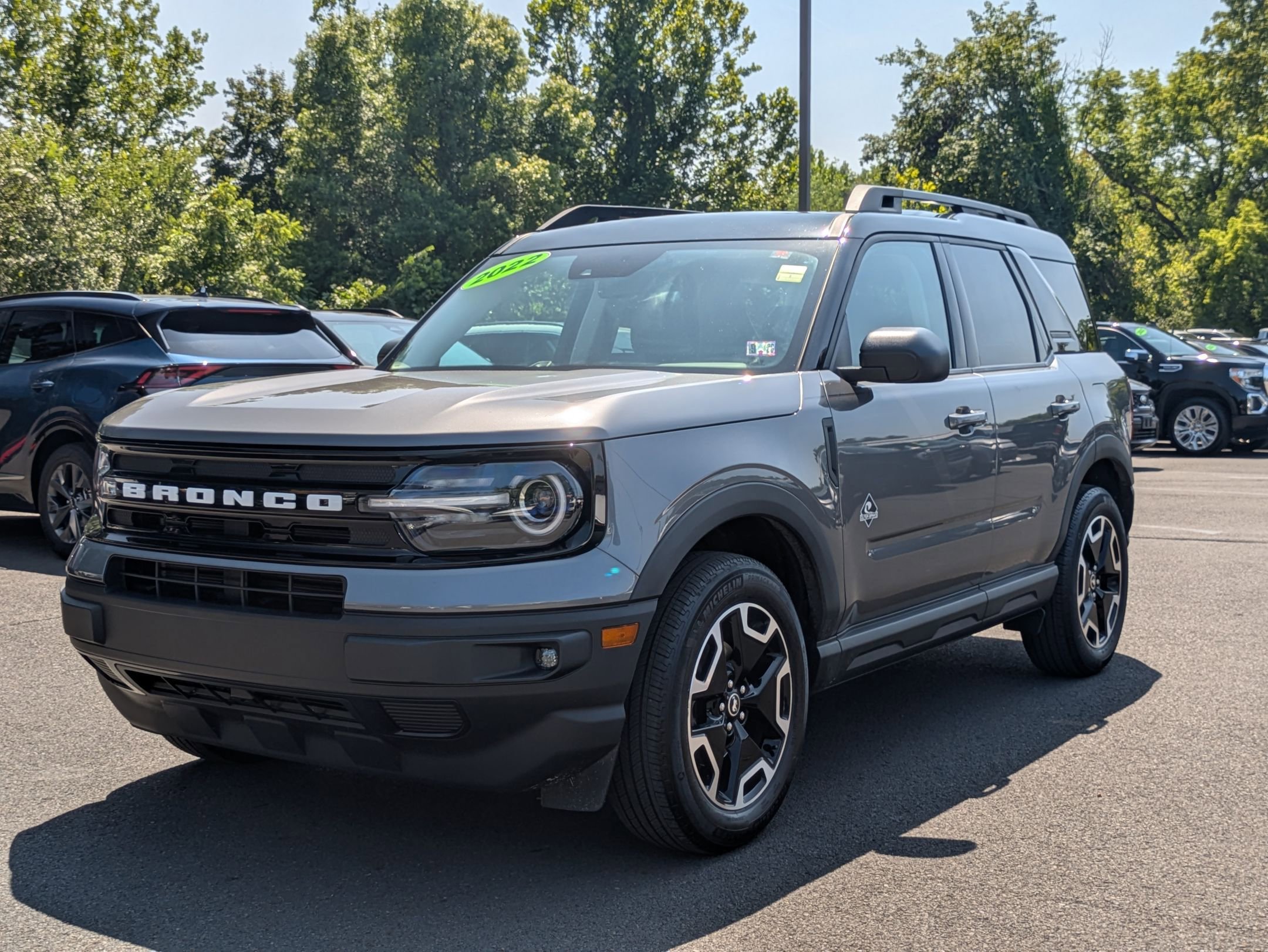 2022 Ford Bronco Sport Outer Banks photo 3