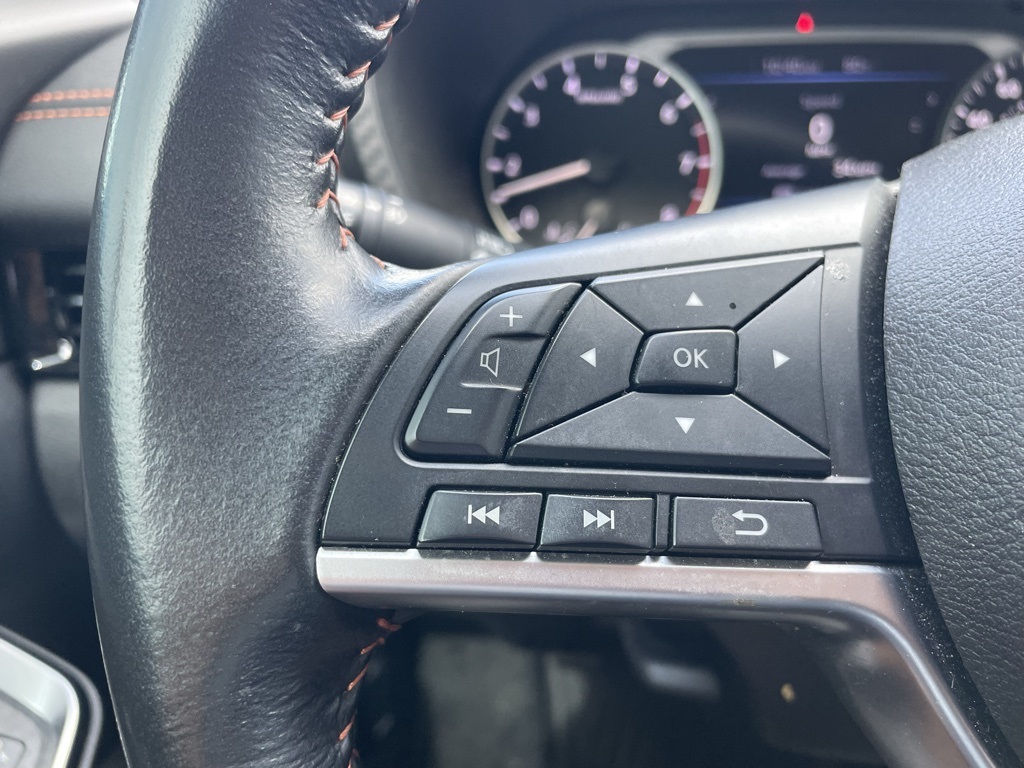 2023 Nissan Sentra SR photo 8