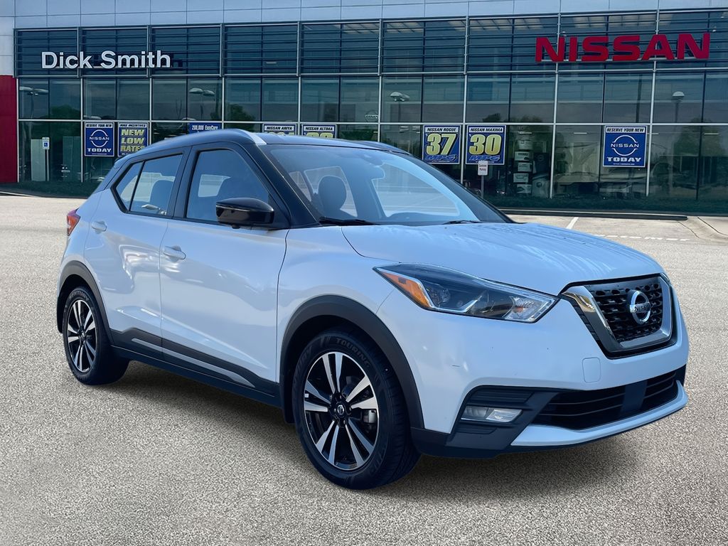 2020 Nissan Kicks SR