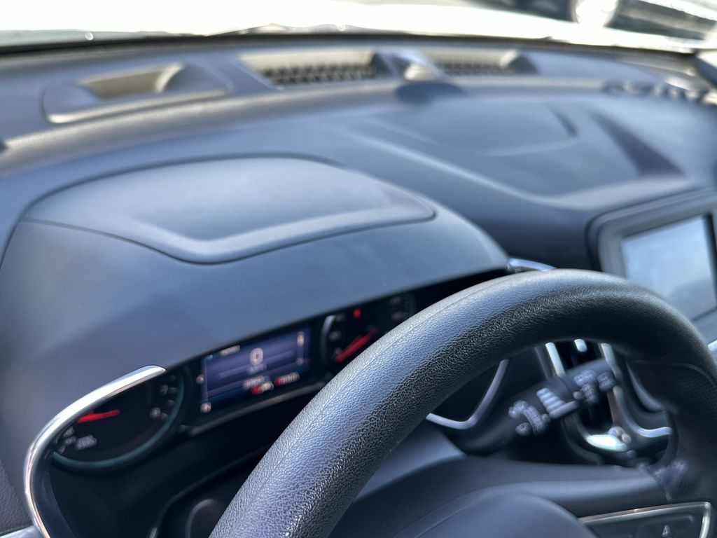 2023 CHEVROLET EQUINOX - Image 10