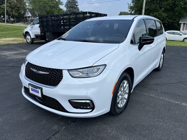 2026 Chrysler Pacifica photo 20