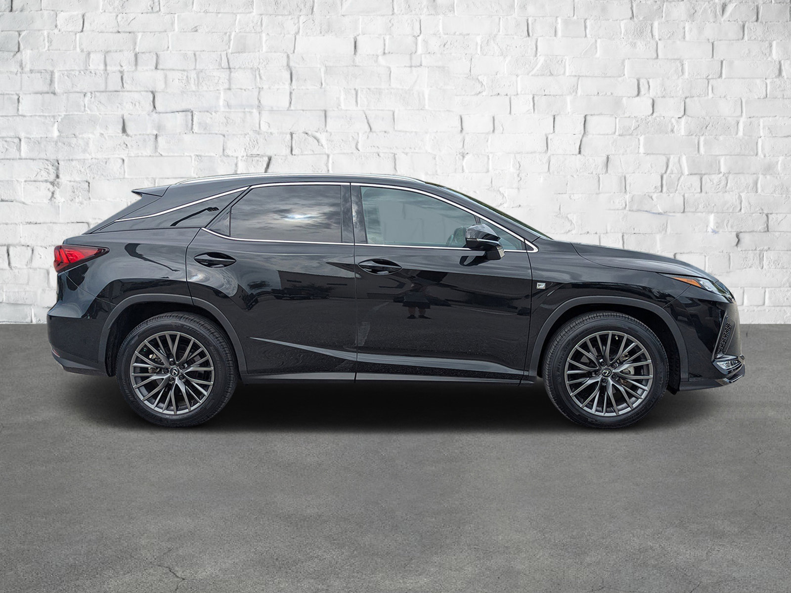 2022 Lexus RX F SPORT photo 3