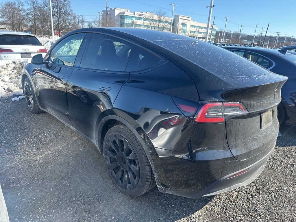 Used 2021 Tesla Model Y Long Range with VIN 5YJYGDEE6MF076615 for sale in Northfield, Minnesota