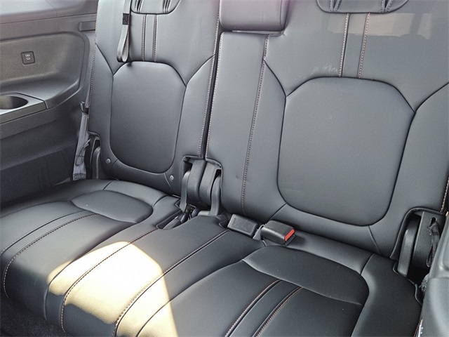 2025 Honda Pilot TrailSport photo 6