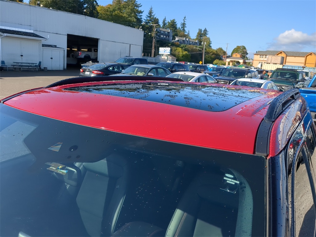 2023 Ford Explorer ST-Line photo 21