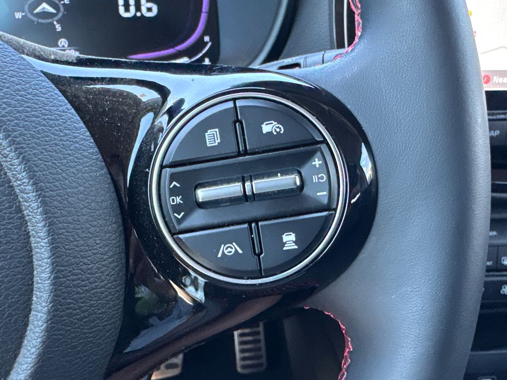 2025 Kia Soul GT-Line photo 22