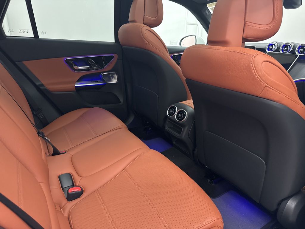 2026 Mercedes Benz GLC 300 photo 22