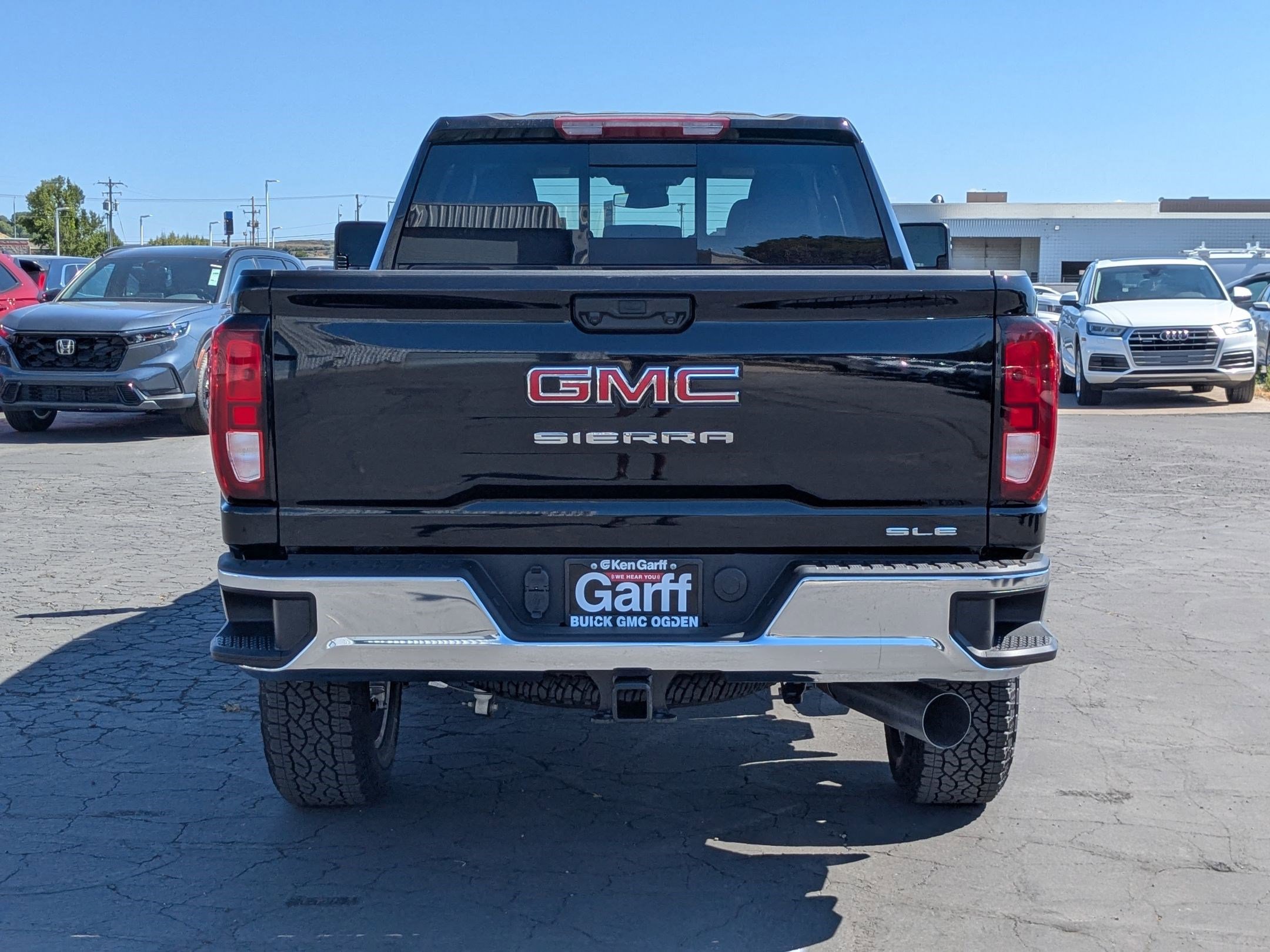 2025 Gmc Sierra 2500 HD SLE photo 3