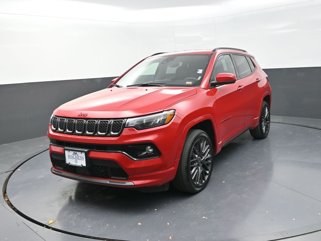 2023 Jeep Compass Red Edition photo 3