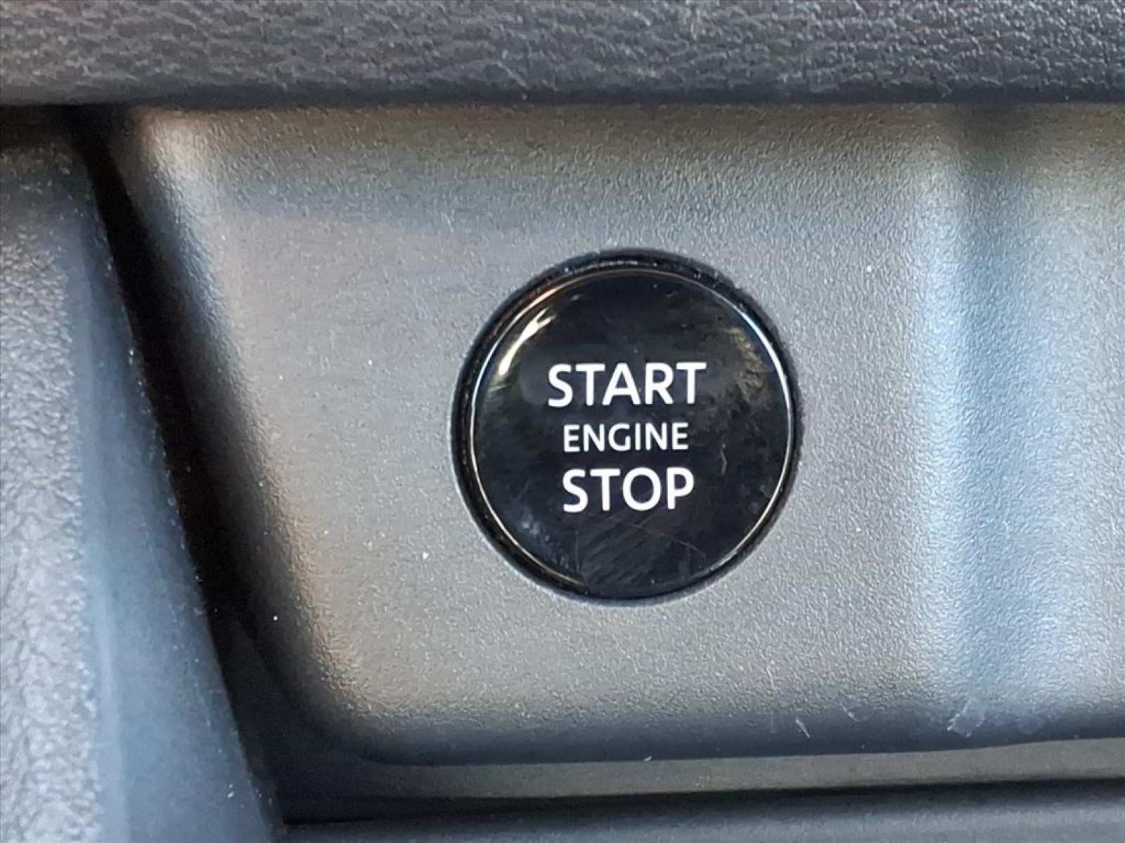 2024 Nissan Rogue SV Silver at Robbins Nissan