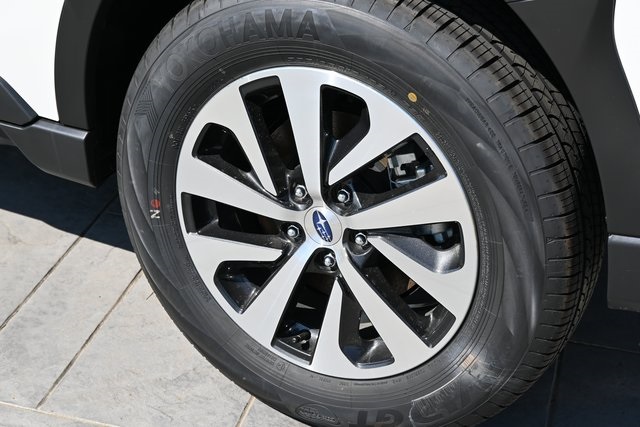 2025 Subaru Outback Premium photo 11