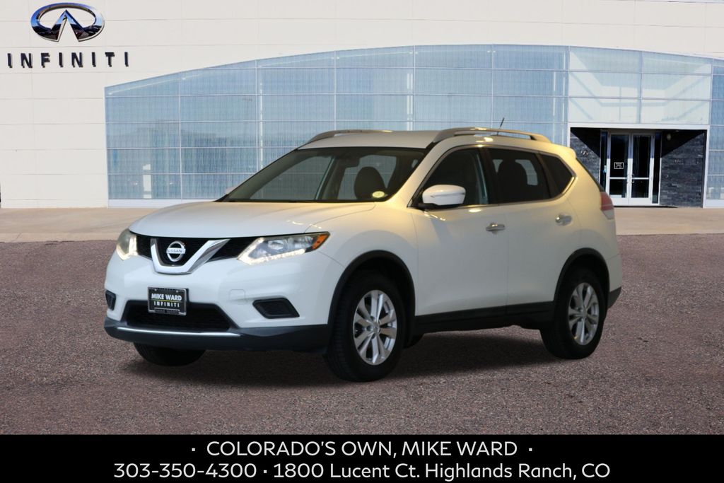 2014 Nissan Rogue SV's photo